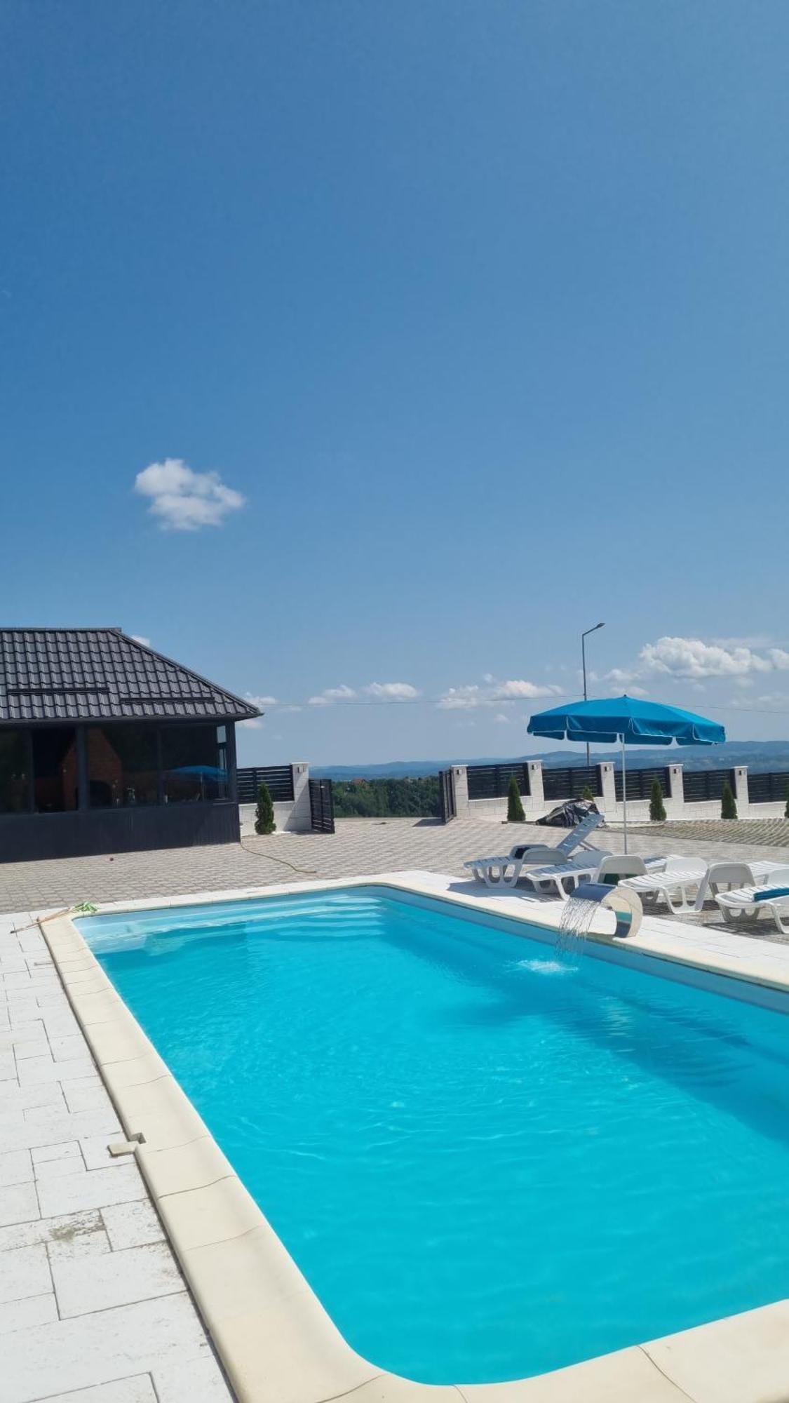 Casa De Vacanta Larisa Novaci-Străini Exterior foto